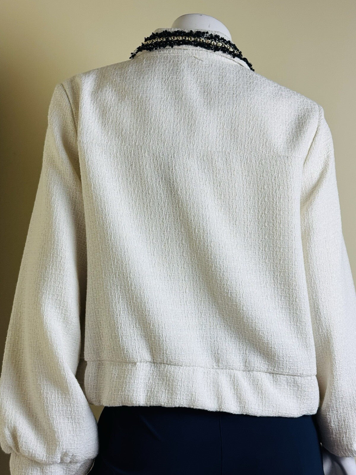 $128 NANETTE LEPORE Women’s Cream Tweed Jacket Sz L    (B.110)