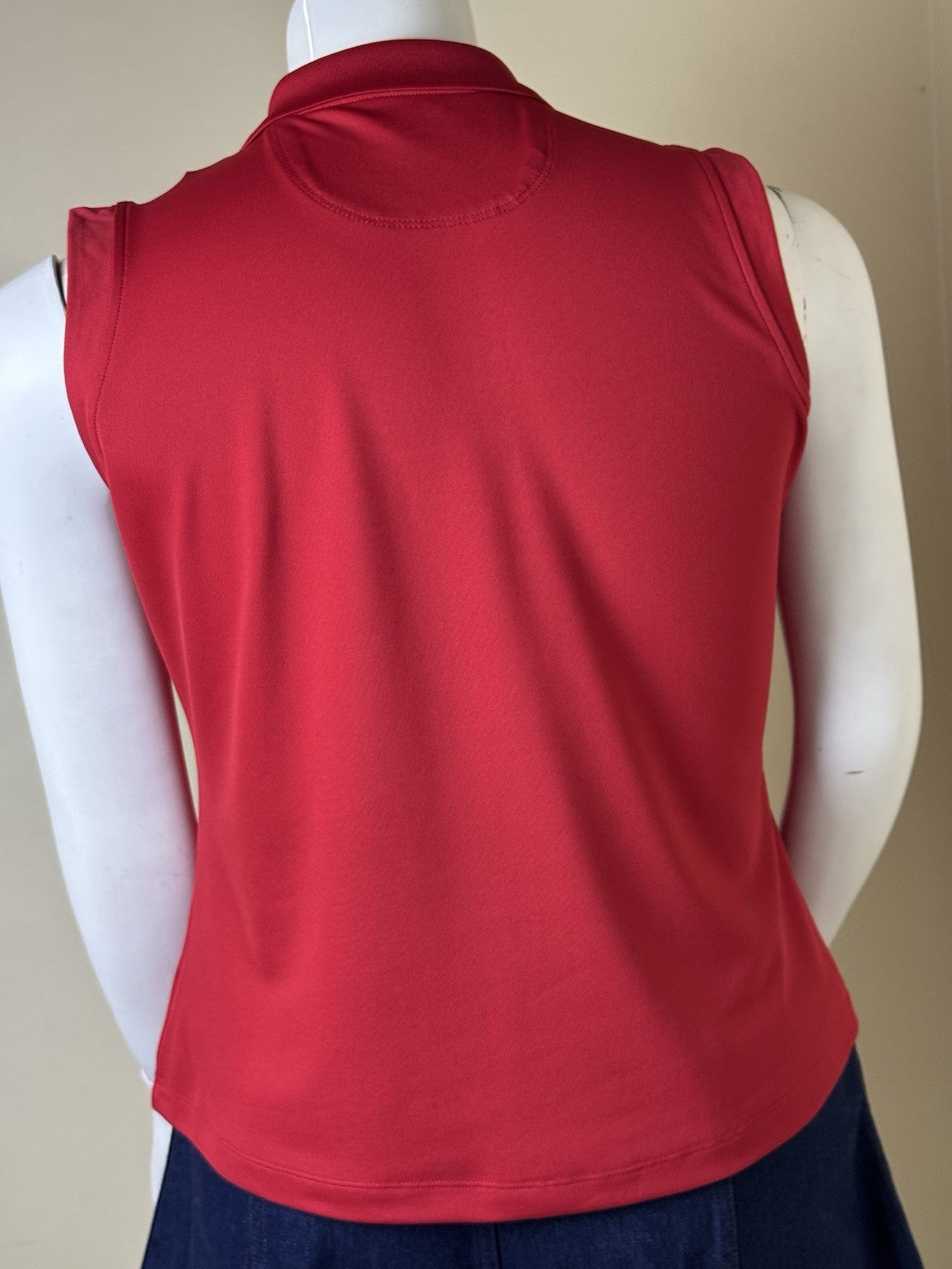 ADMIRALS COVE Women’s Golf shirt Red Sz XL.  (B.159)