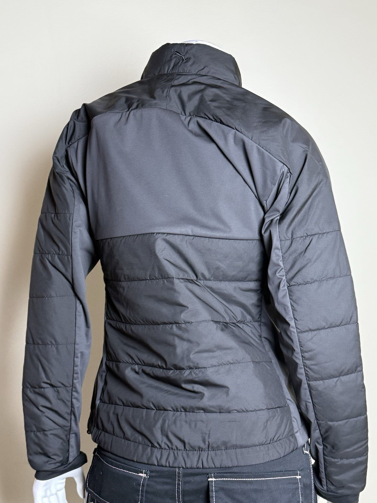 Puma Women's Golf Quilted Jacket Size S.   (B.194)