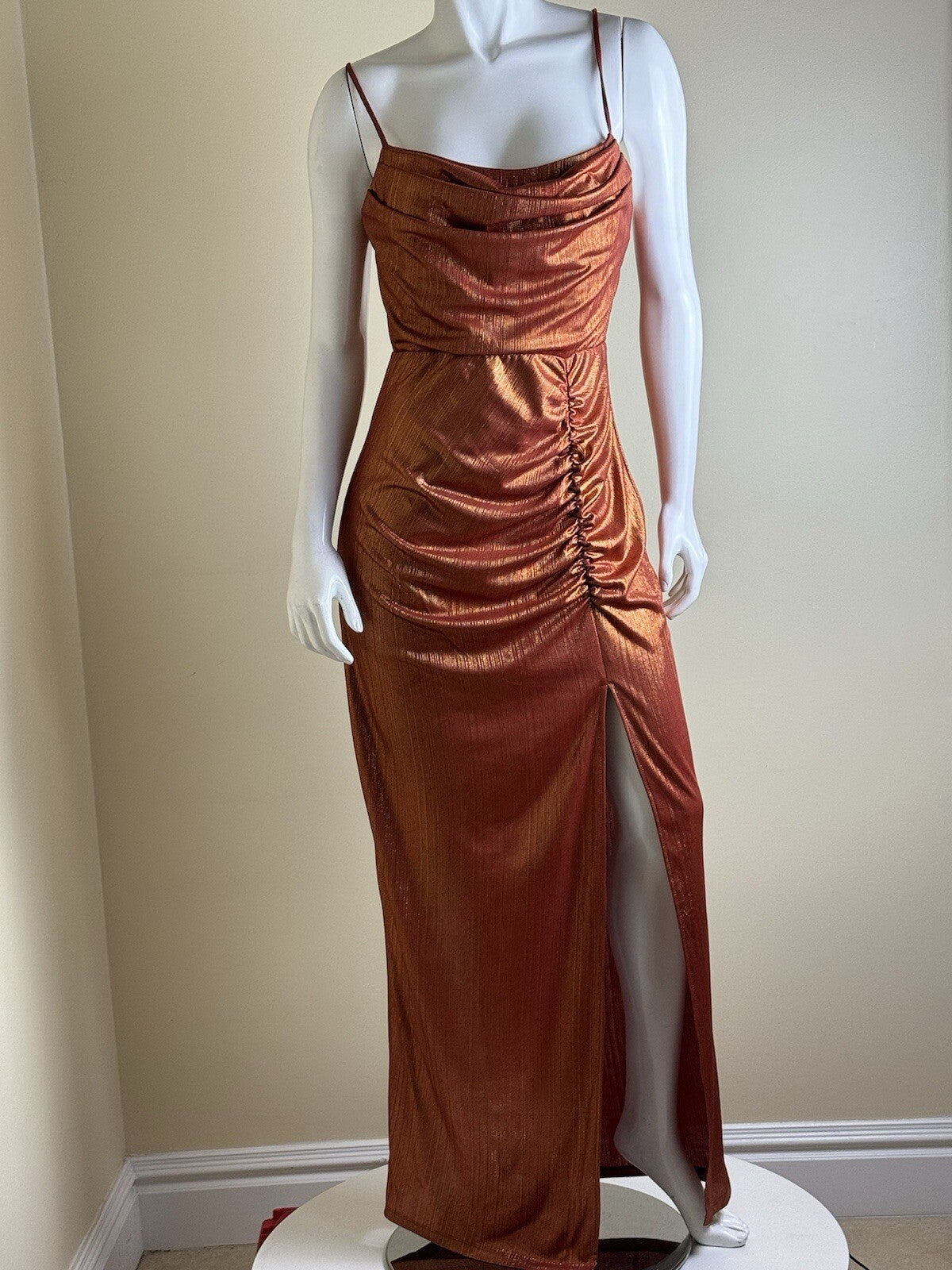 Social Couture Maxi Dress Prom Formal Wedding  Sz 11/12. (B.18)