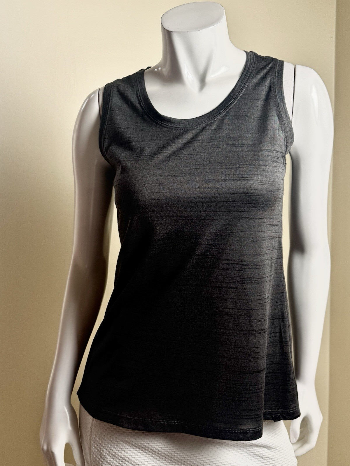 LeverWear Verve Women's Tank Top Sz M   (B.027)