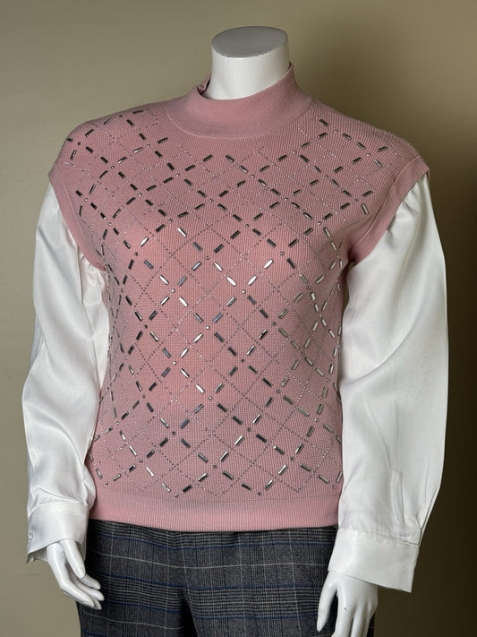 On Twelfth Women’s Rhinestone Sweater SZ XL.     (B.127)