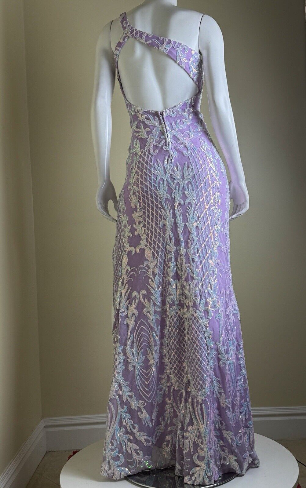 CITY TRIANGLES Sequin Long Ball Gown Dress Lilac Purple Sz 9.   (B.18)