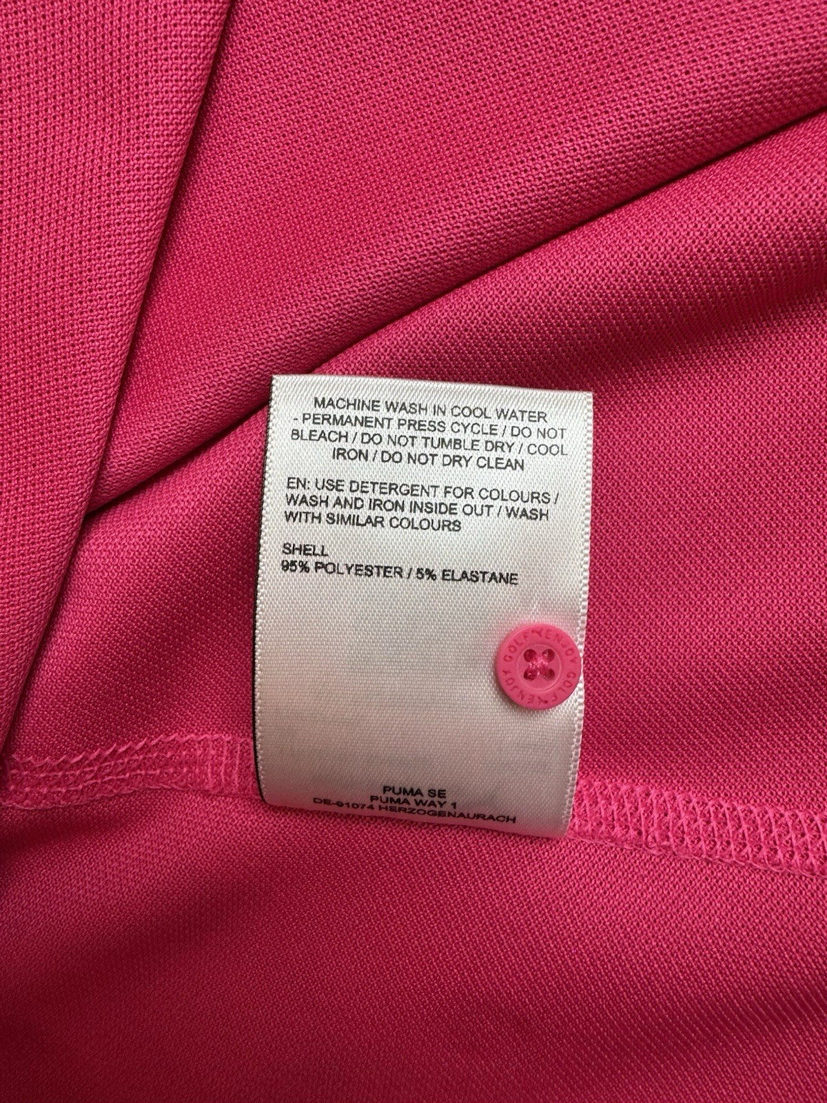 Puma Women’s Golf Shirt Sz S.   (B.167)