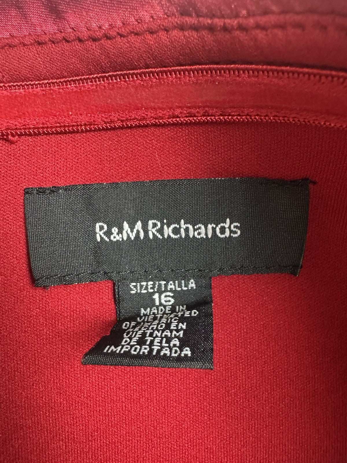 R&M RICHARDS Women’s Shift Red Dress Sz 16.    (B.111)