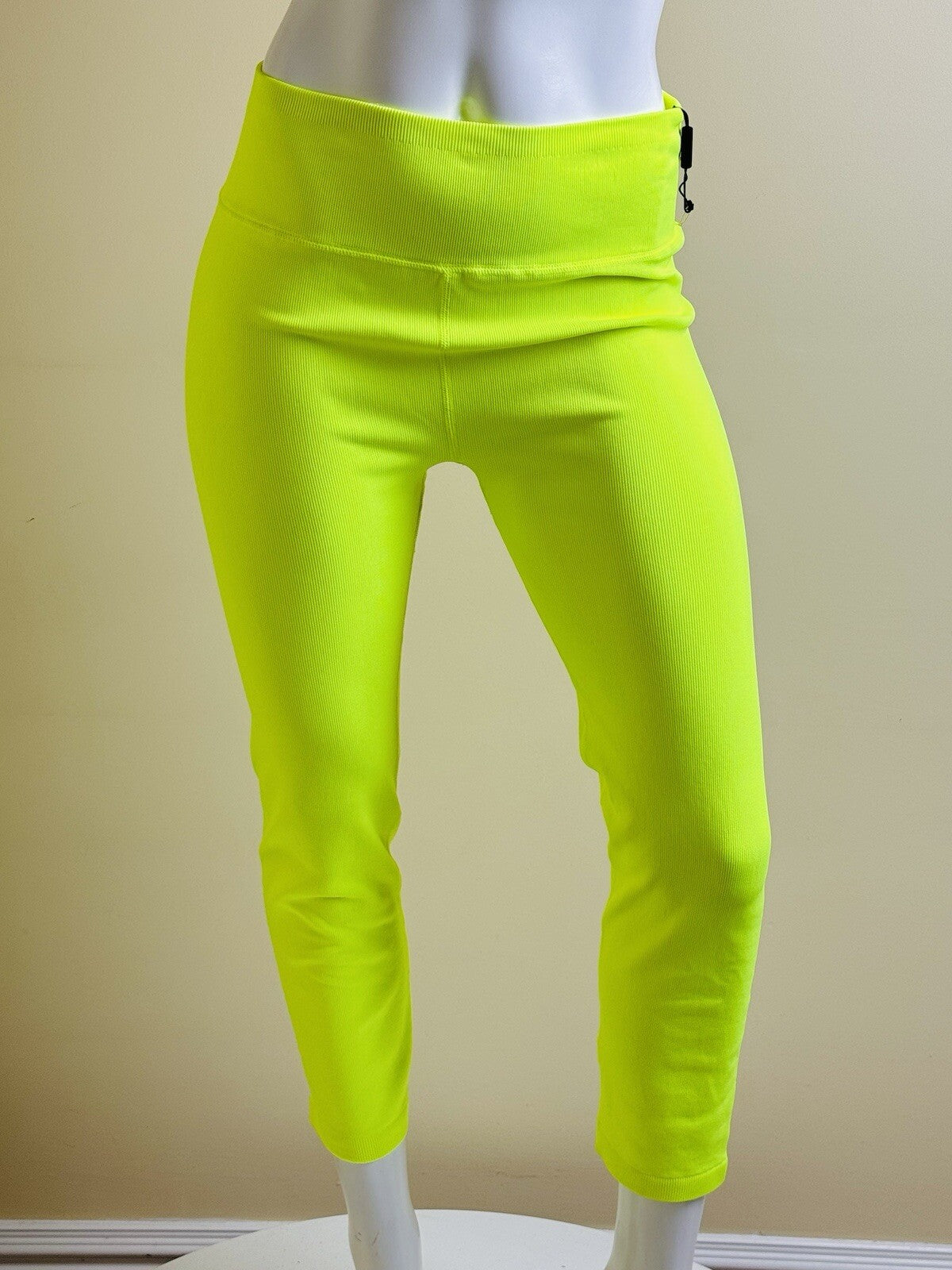 $69 Calvin Klein Performance Women’s Neon Leggings Sz XL.     (B.169)