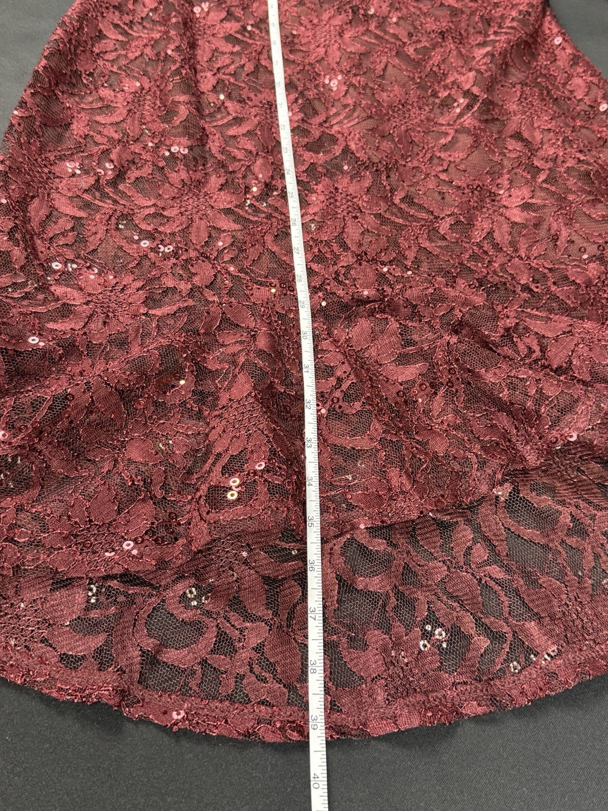 Alexa B Nites Maroon Lace Dress Size 8.  (B.99)