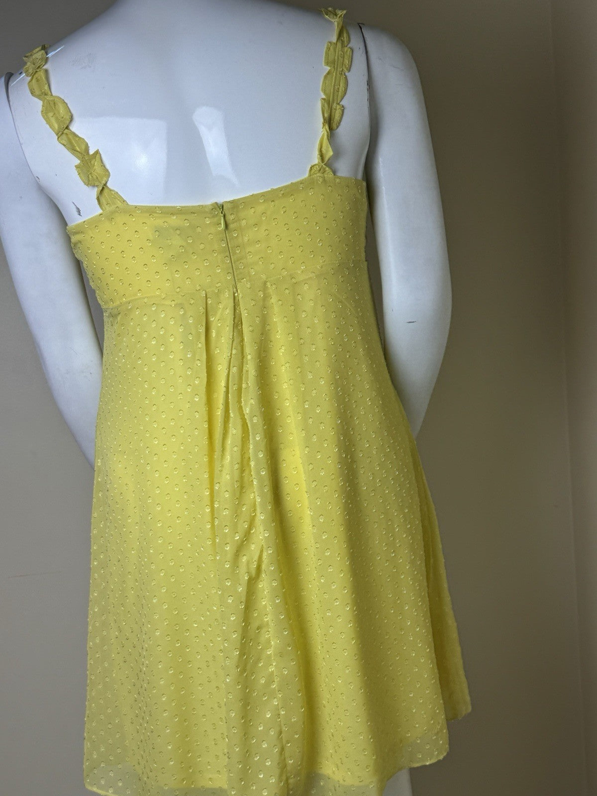 $92 Nine West Yellow Dress Sz 14.  (B.111)
