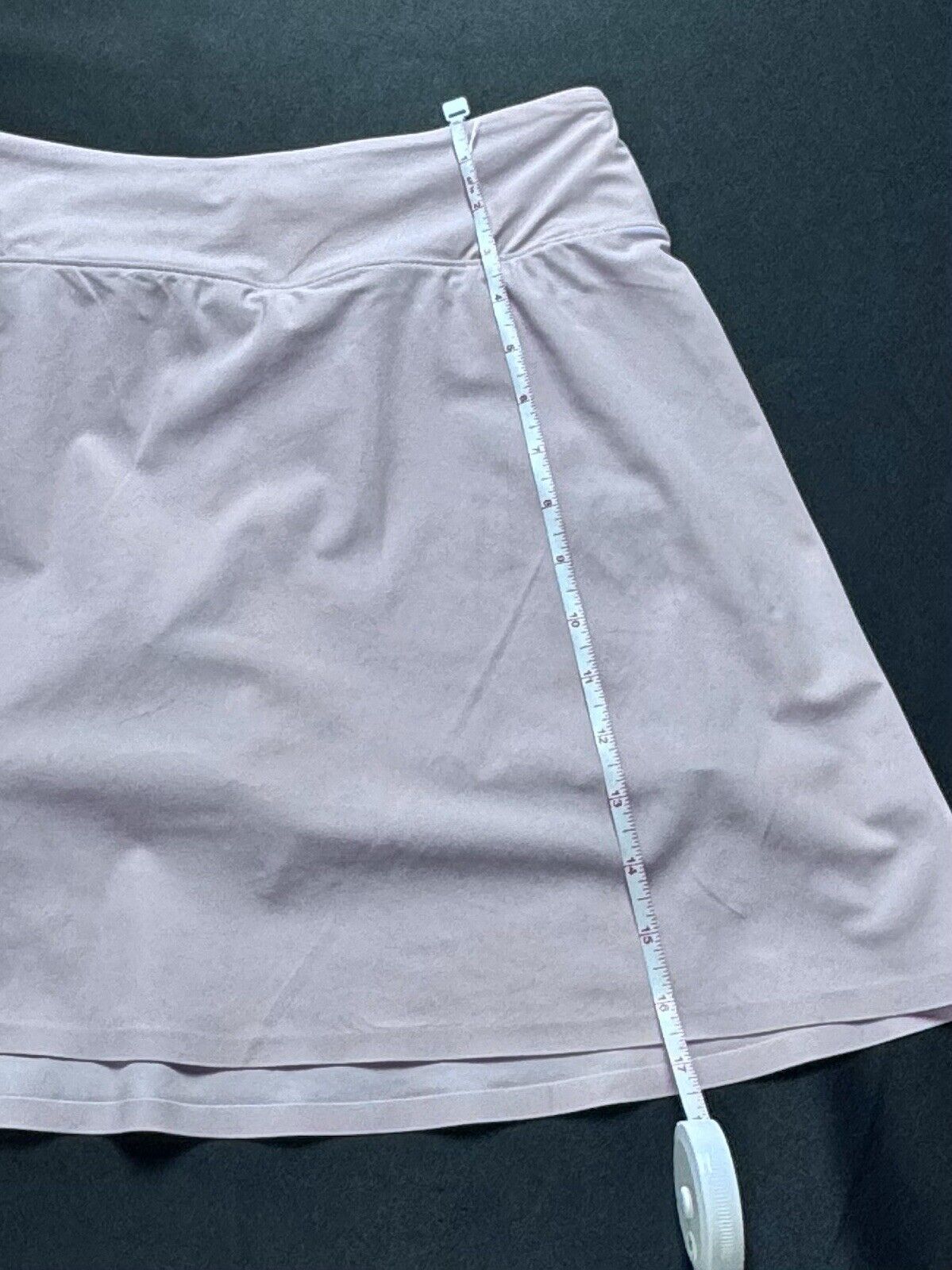 $108 Greyson Phoenix Skort Sz M Purple. (B.80)