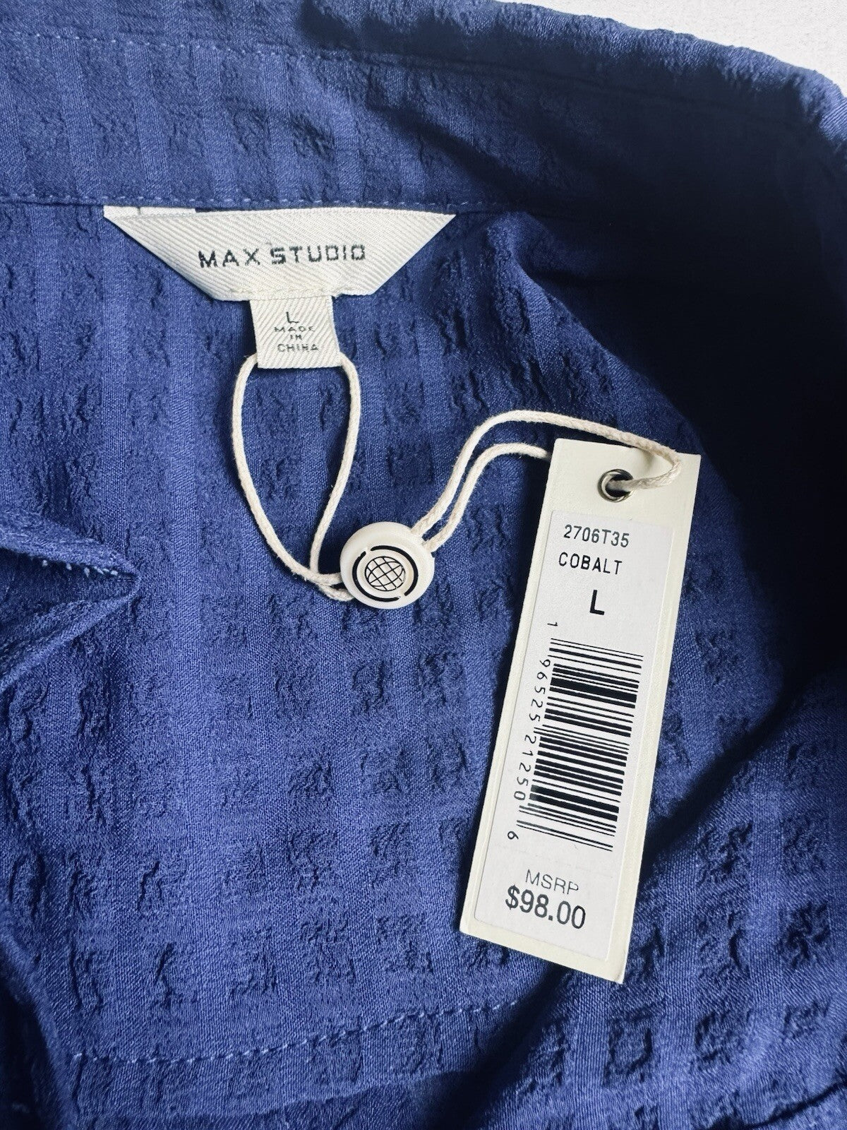 $98 Max Studio Women’s Blue Button Down Shirt Size L.  (B.133/1)