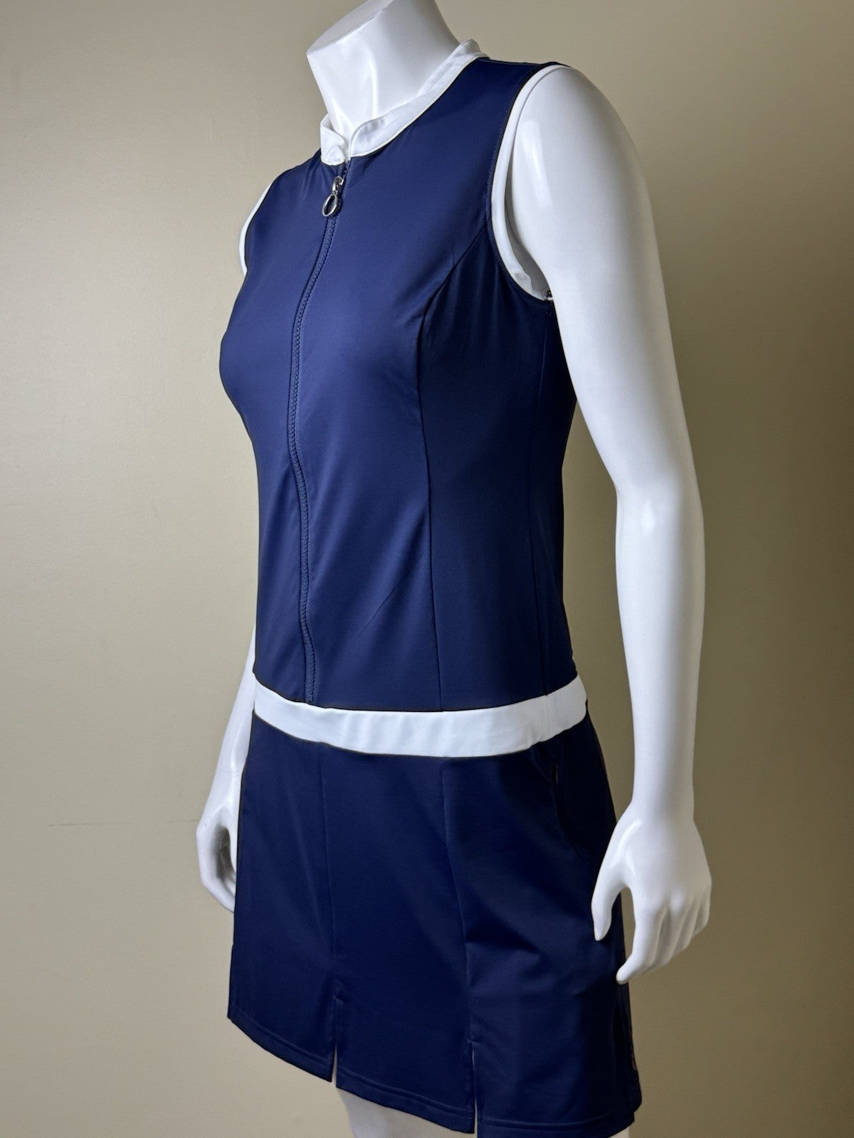Kinona Golf Dress Pockets Navy Sz S.   (B.163)