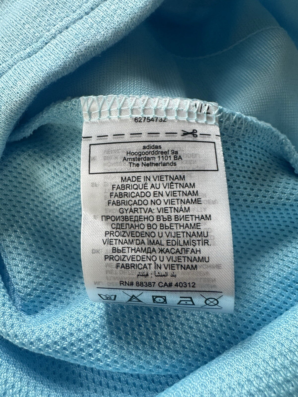 Adidas Women’s Golf Sweatshirt Sz S   (B.120)