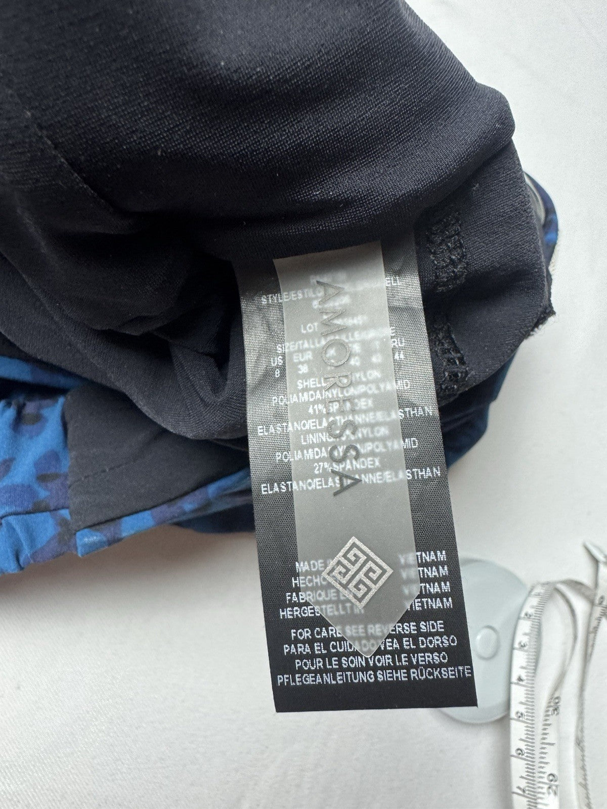 $182 Amoressa Lily One Piece Swimsuit In New Moon Sz 8.  (B.151)