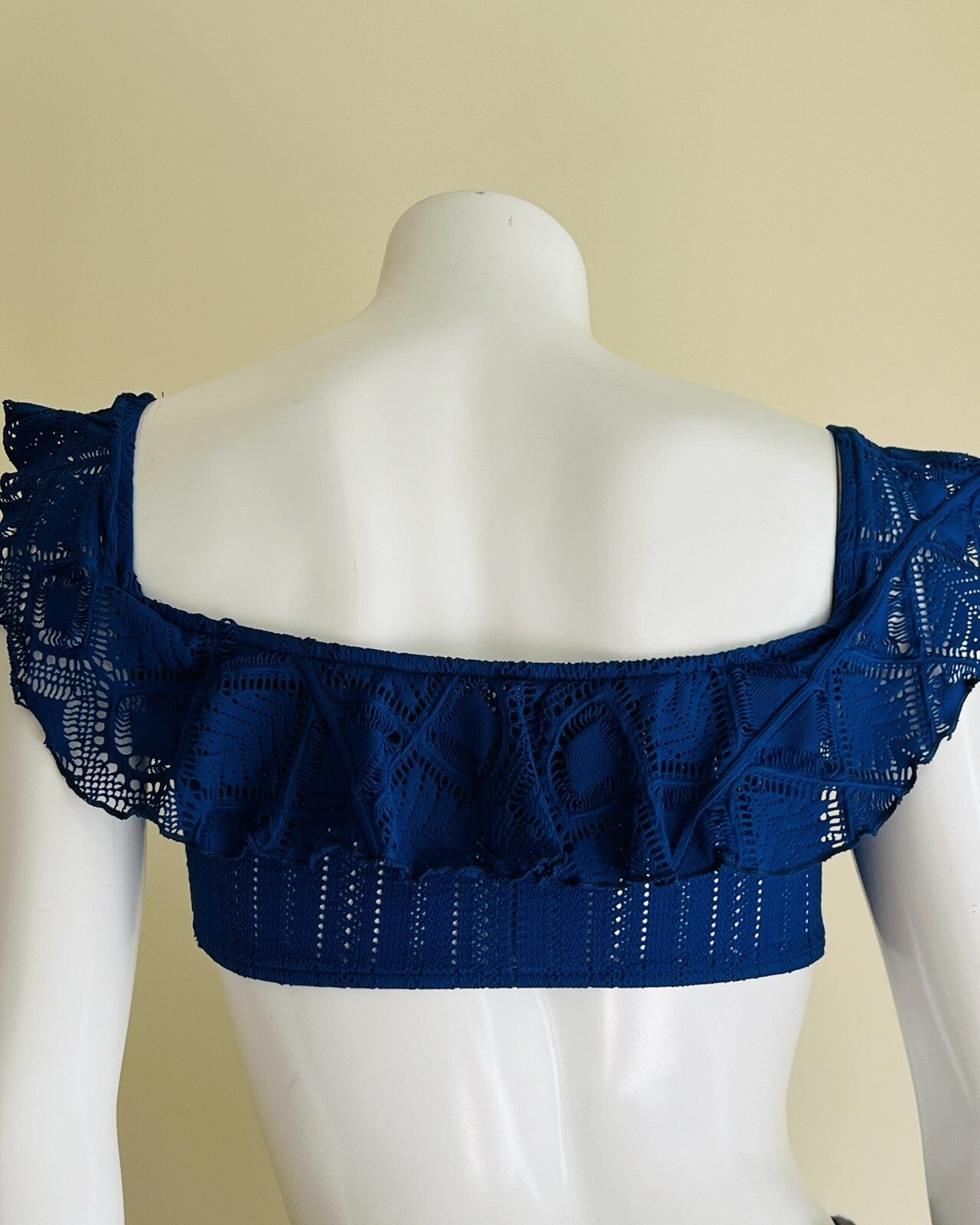 $88 POLO RALPH LAUREN SWIM Bikini TOP CROCHET RUFFLE SIZE M    (B.01)