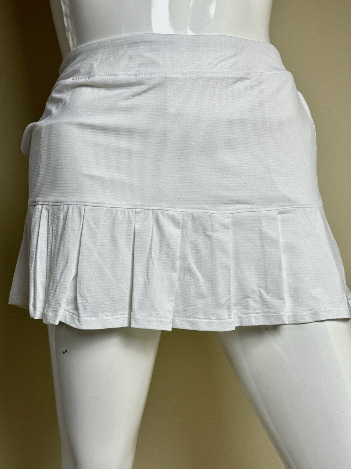 Sport Haley Women’s Golf Skirt Skort Sz L  (B.88)