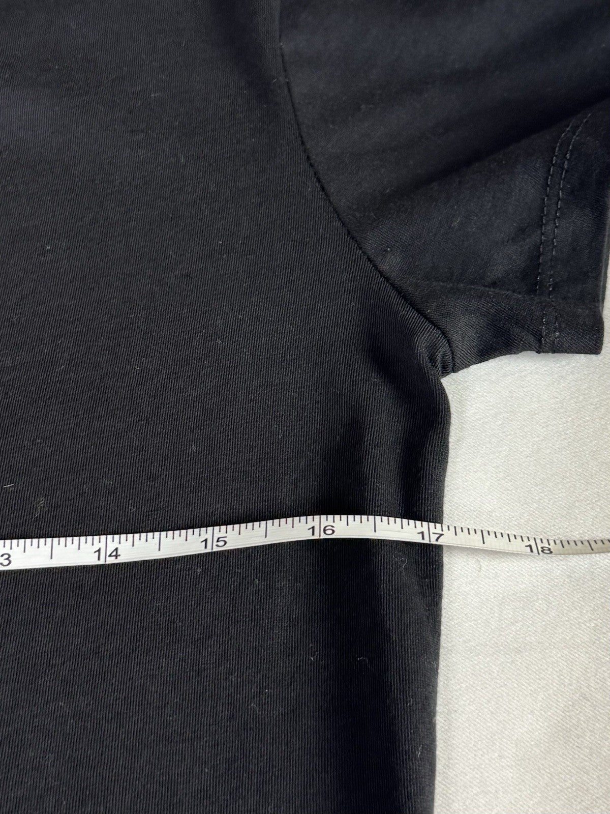 Black Clover Women’s T-Shirt Clover Logo Sz XL  (B.044)