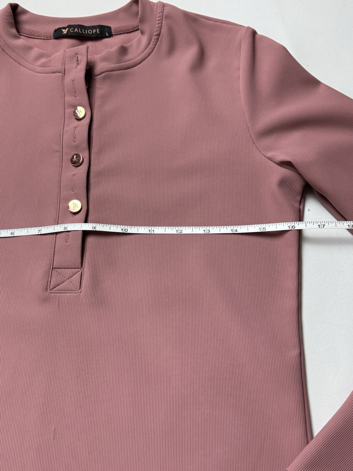 Calliope Women’s Mauve Sweatshirt Size L.    (B.96)