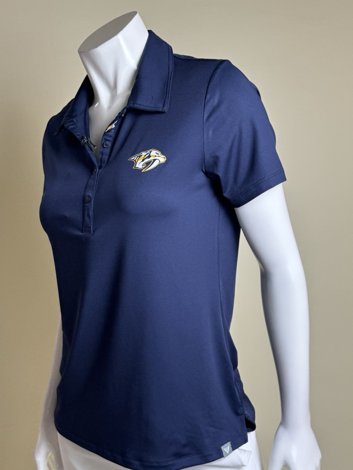 LeverWear Women's Navy Golf shirt Sz M   (B.170)