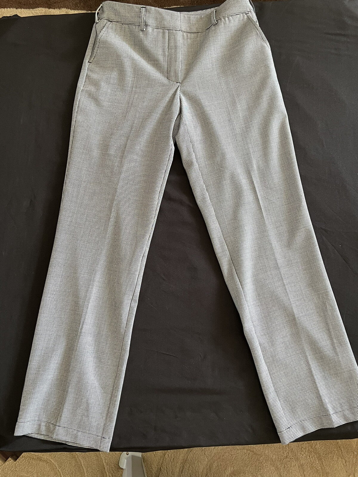 Lizzie Driver Women’s Houndstooth Golf Pants Sz 6 Black White Checks Pattern