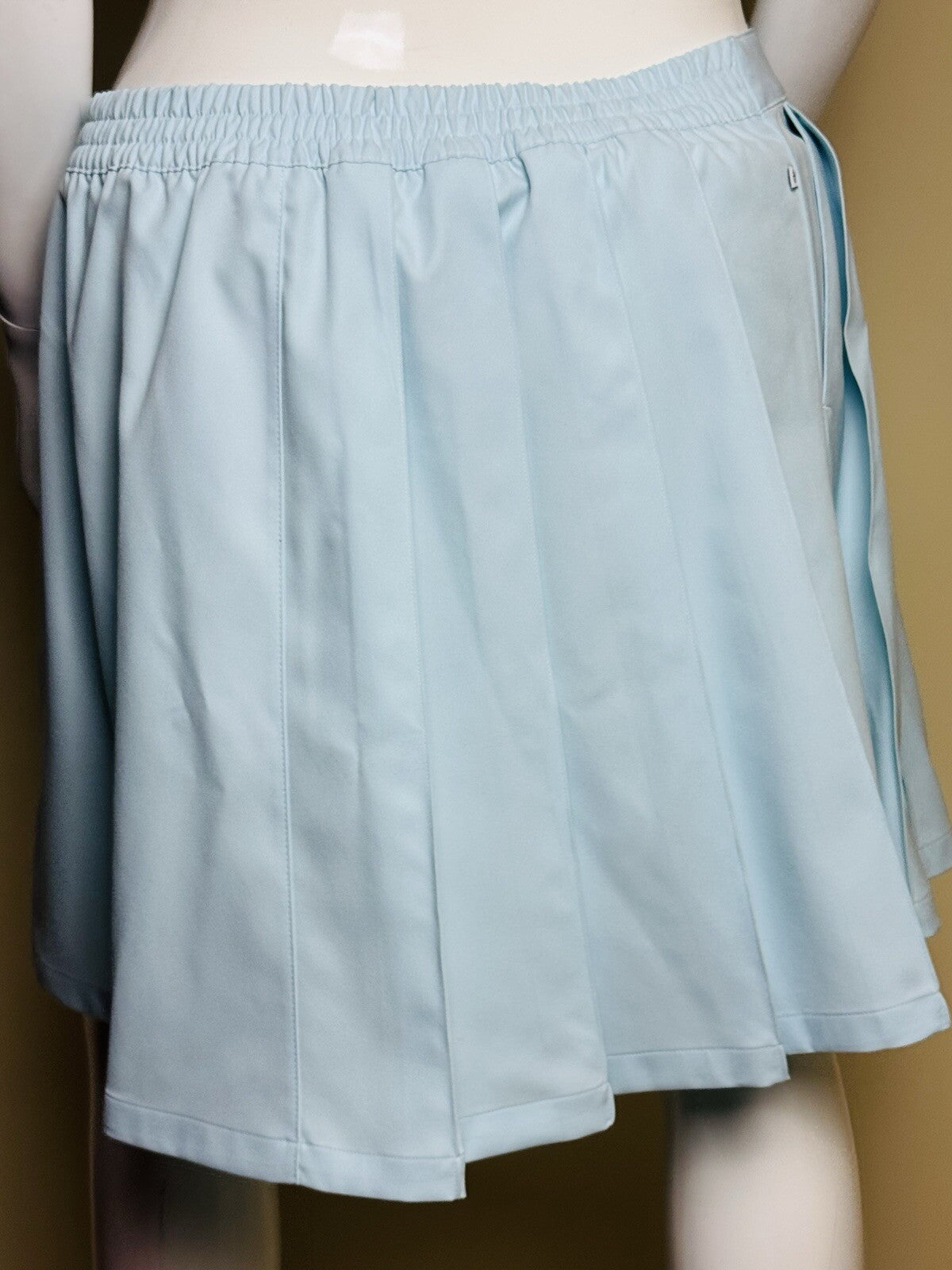 $80 Adidas Women’s Contempo Skirt Sz XL.     (B.142)