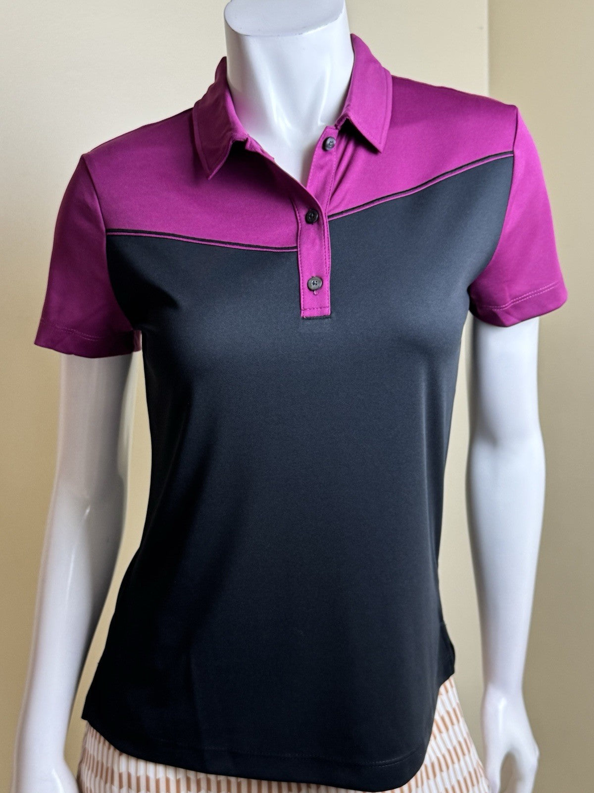 Monterey Club Women's Golf Shirt Short Sleeve Sz L      (B.037)