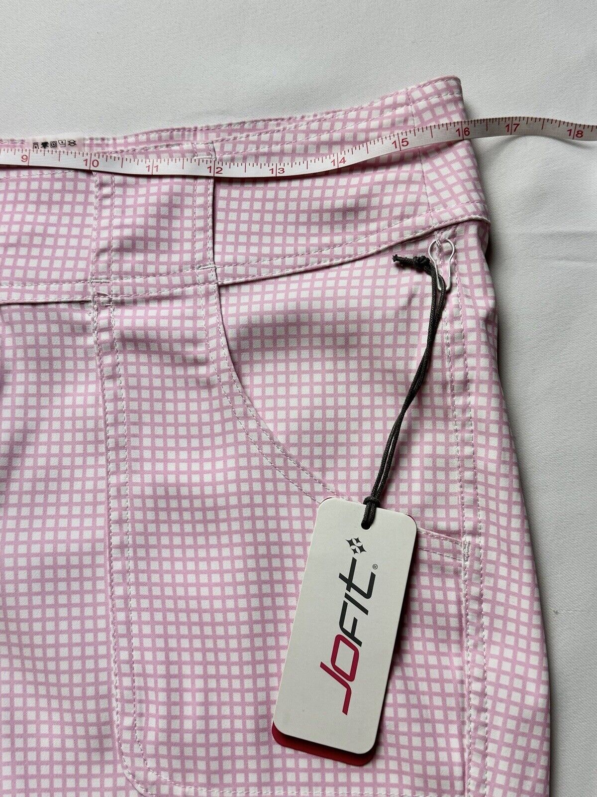 Jofit Women’s Tennis Golf Shorts Bermudas Sz 4.   (78)