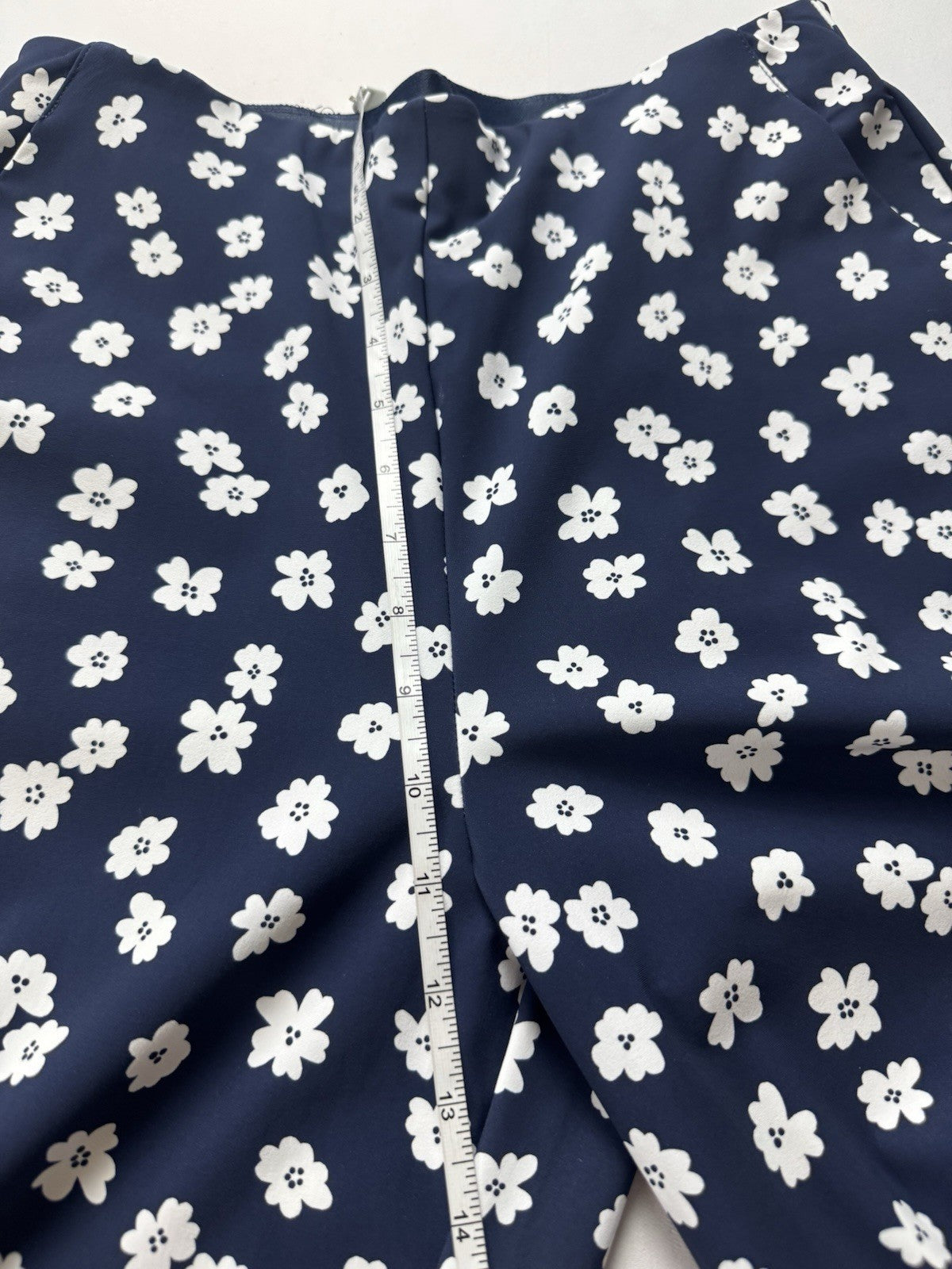 Jayebird Women’s Golf Robbie Pant Navy/White Floral Sz S.      (B.158)