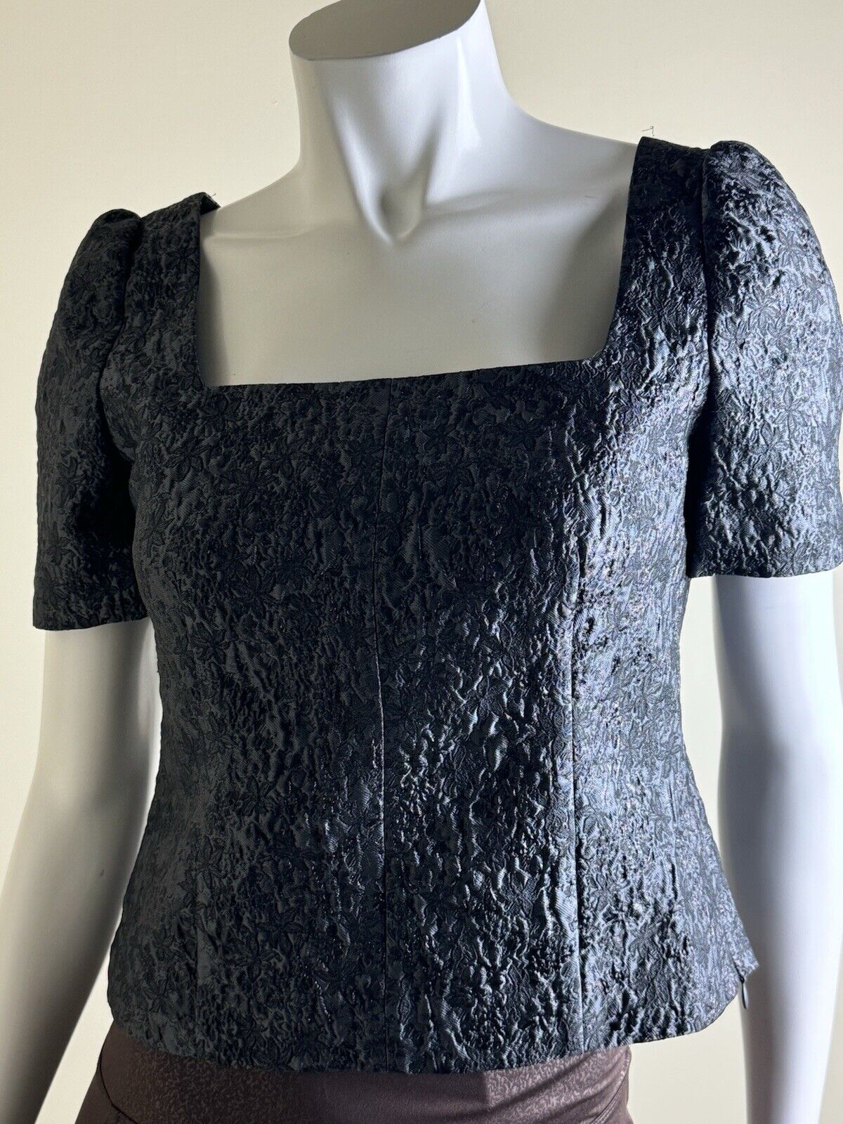 Club Monaco Women's Top Blouse Charcoal Sz 4. (B.86)