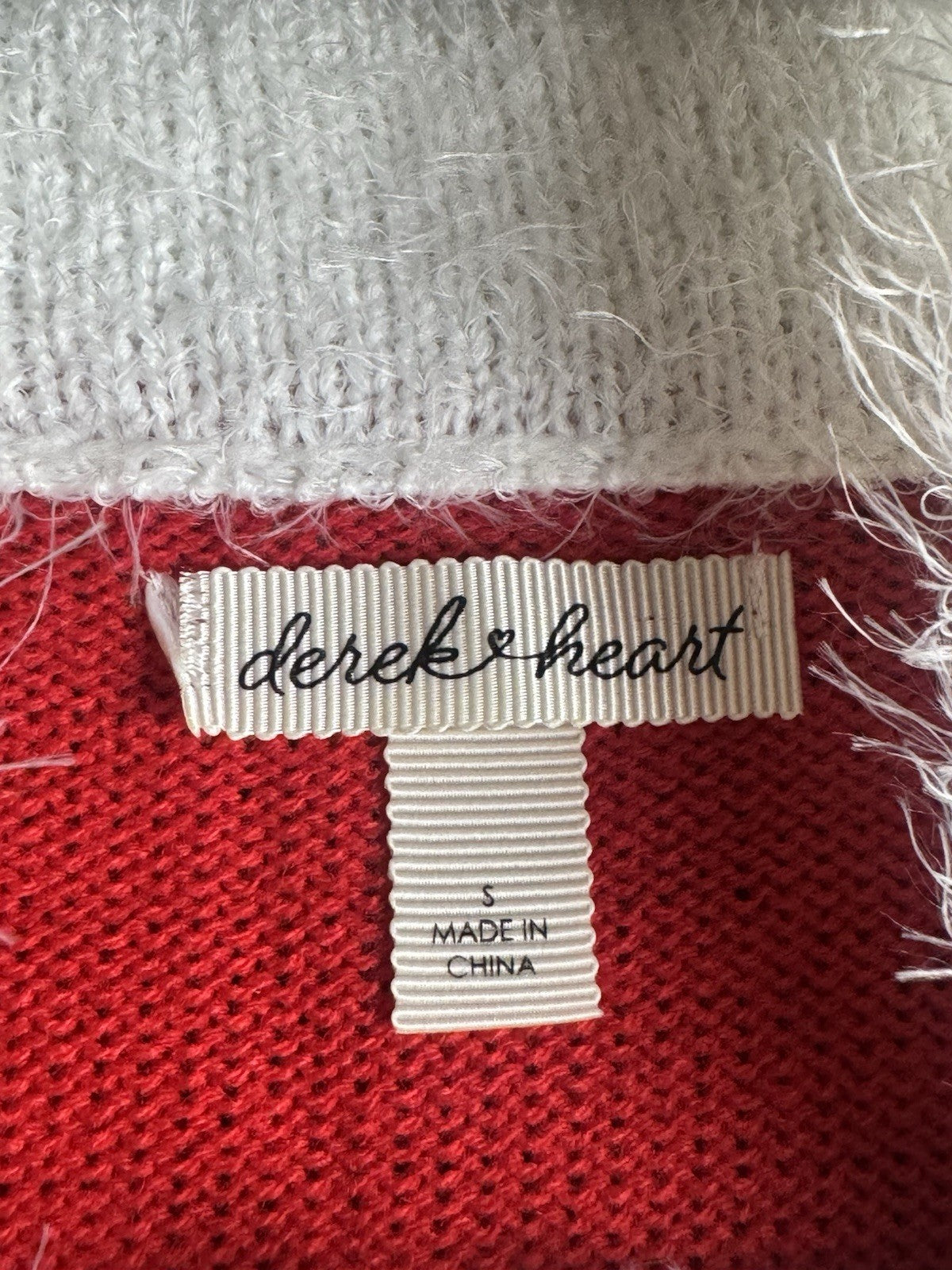 DEREK HEART Ms.Santa Blouse Sz S.  (B.144)