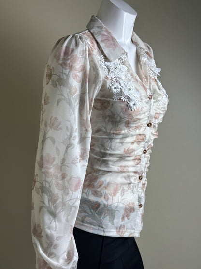 Alice Blue Women’s Long Sleeves Shirt Sz XL.     (B.151)