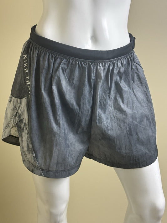 $75 Nike Womens Gray Running Shorts Sz M.   . (B.144)