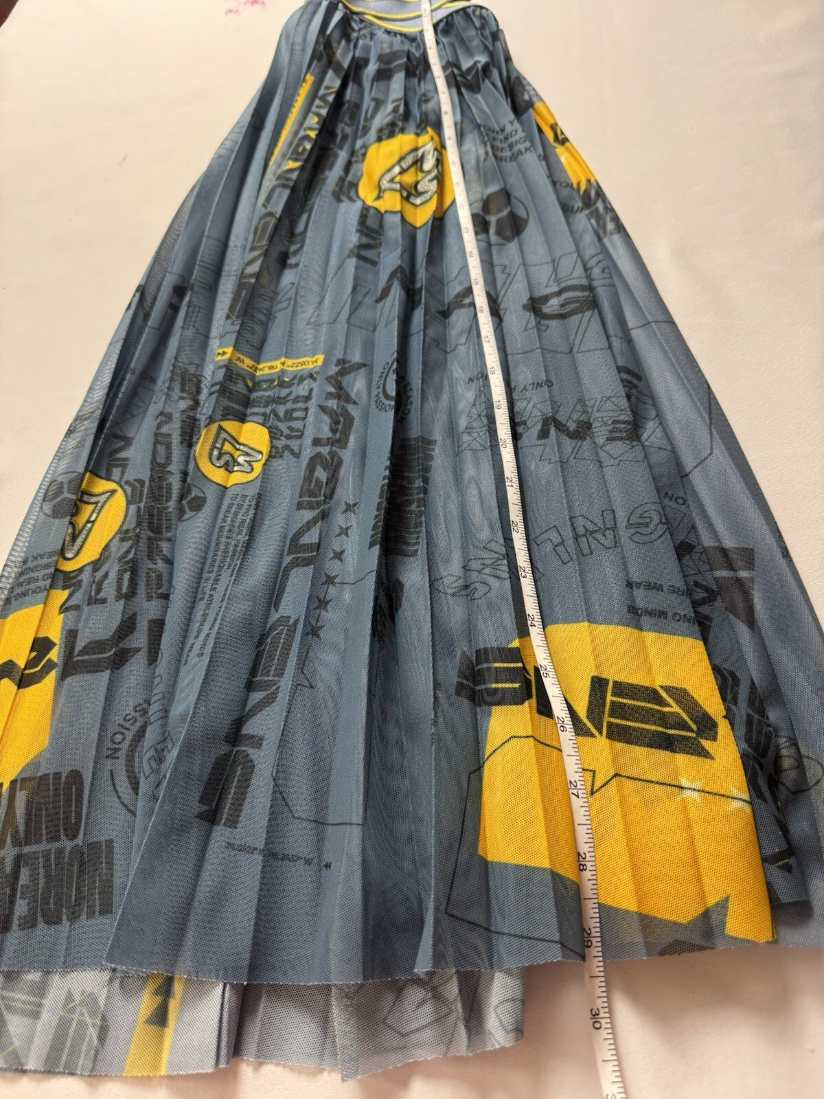 $115 Magnlens Pleated Skirt Long Sz S. (B.124)