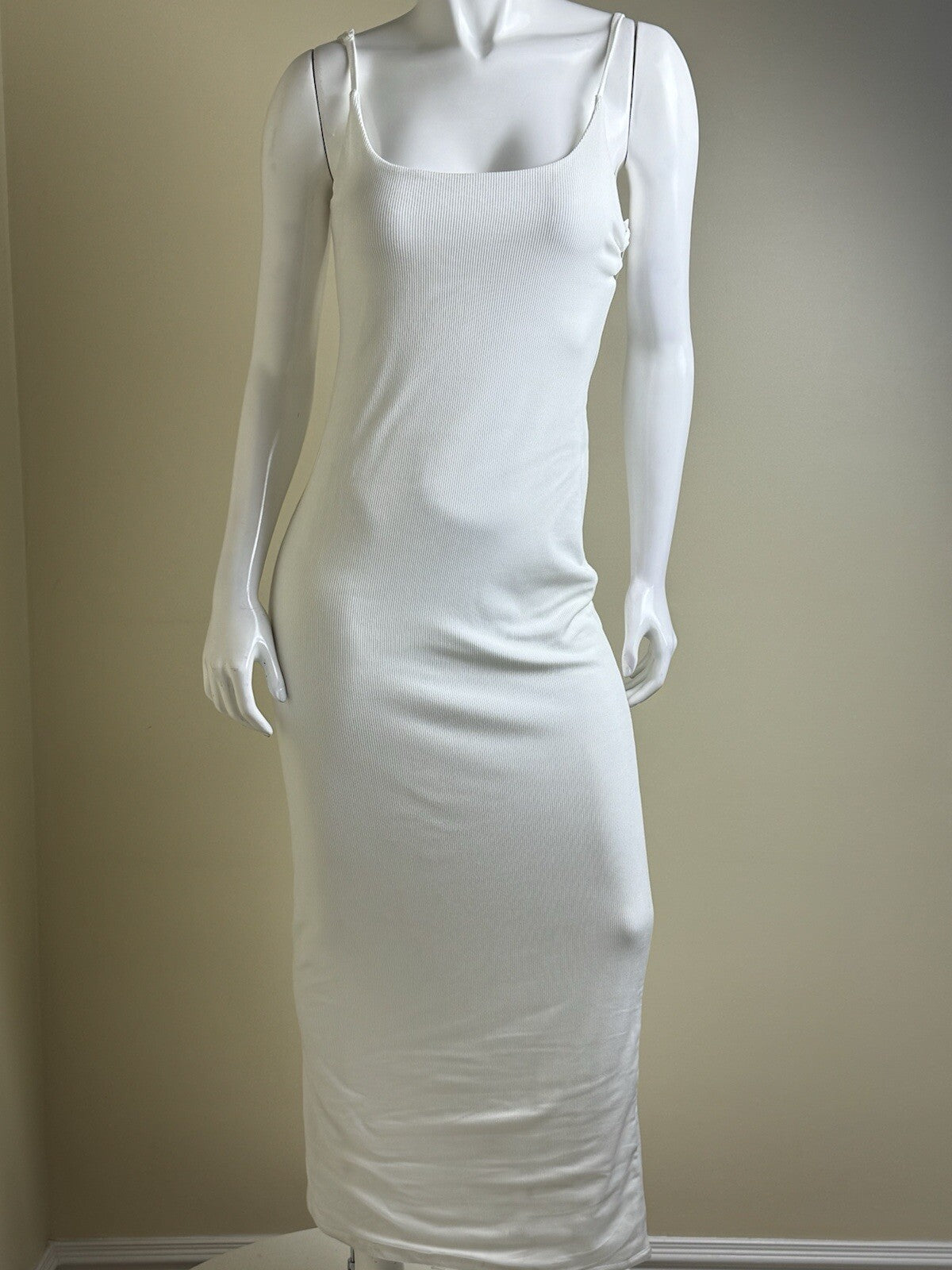 Faded Rose Spaghetti Strap White Dress Sz XL  (B.107)