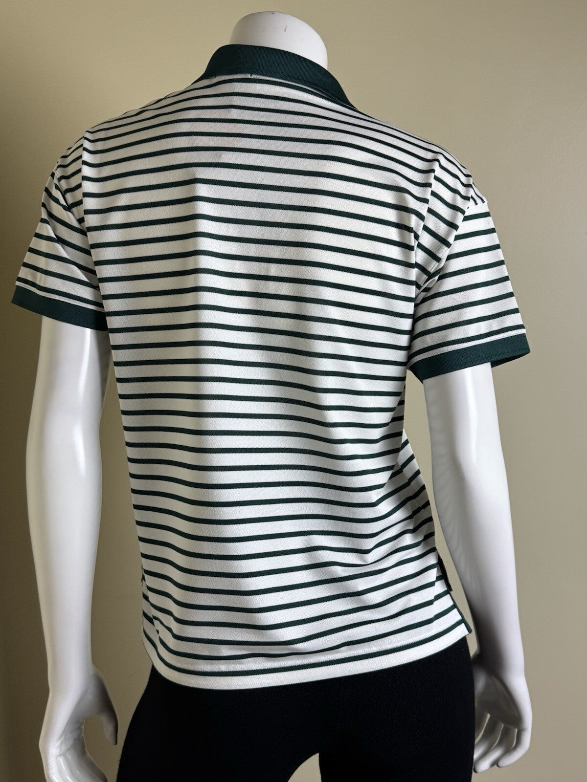 Puma Women’s Golf Shirt Sz S.   (B.131/7)