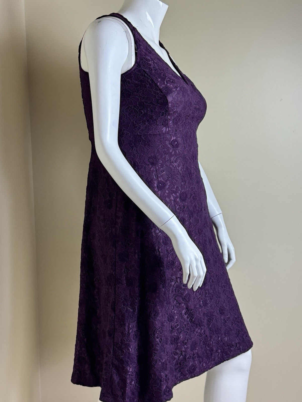 $134 Tommy Hilfiger Women’s Fit & Flared Lace Dress Sz 12   (B.99)