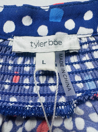 Tyler Boe Women’s Blue Multi Blouse Sz L.    (B.158)