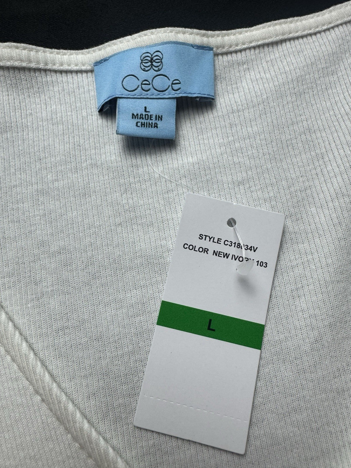 Cece Women's Short Puff-Sleeve Knit Top Sz L. (B.160)