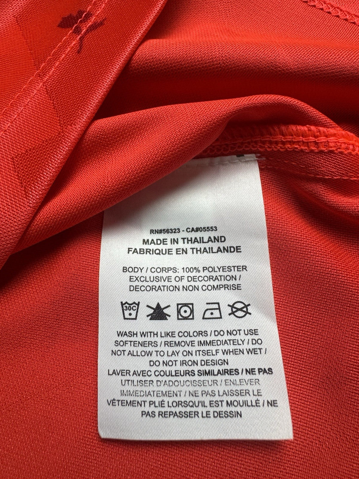 Nike Women’s Golf Sleeveless Shirt Sz L.       (B.172)