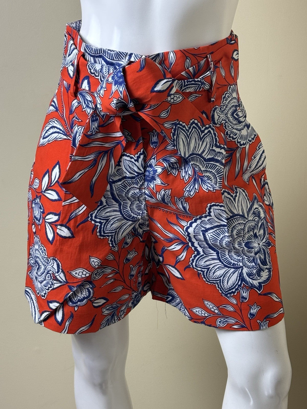 Tyler Boe Women’s Shorts Floral High Waist Belted Sz 4.        (B.164)