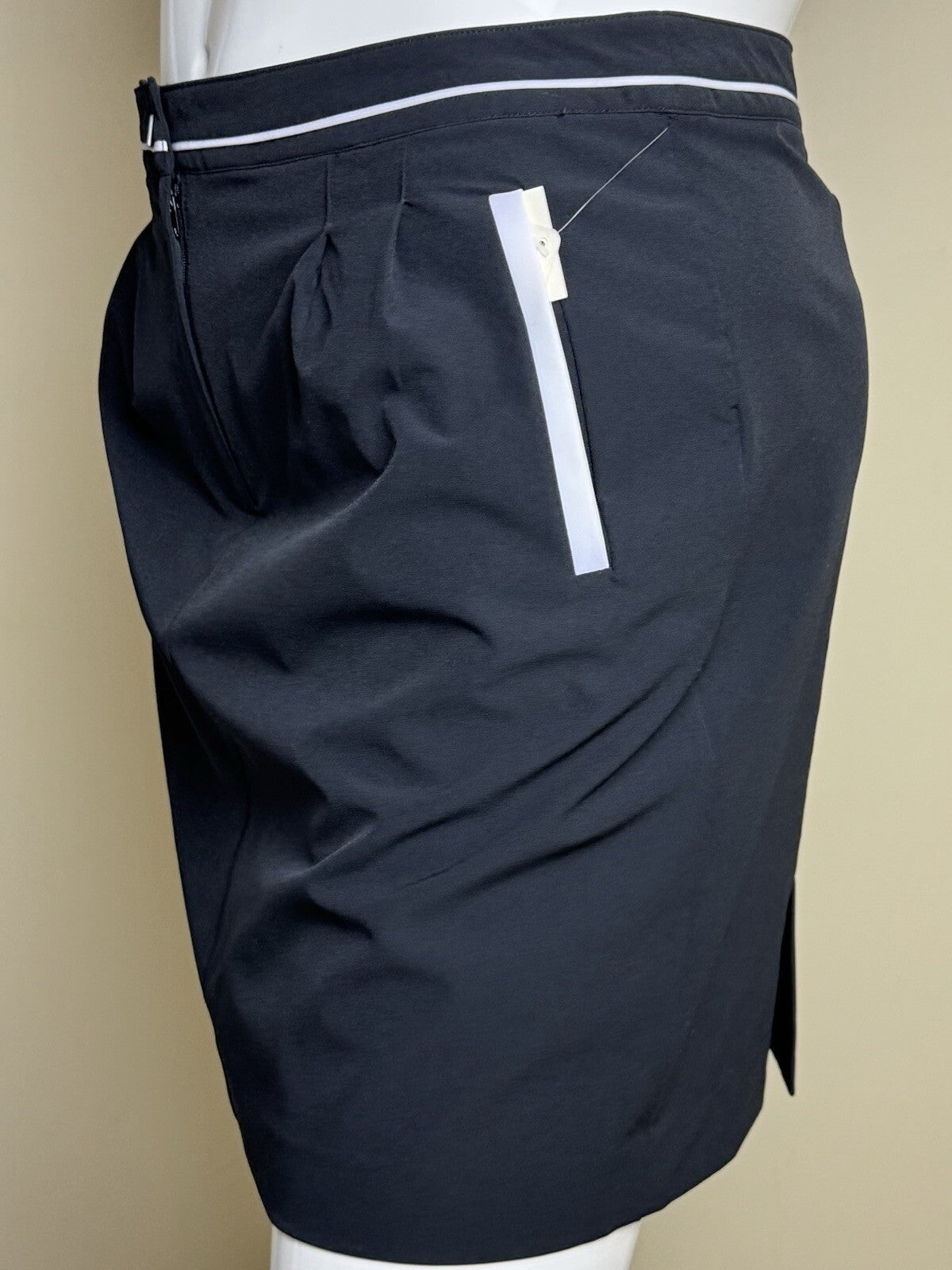 E.P. Pro Tour Tech Women’s Golf Skirt Skort Black Sz 14. (B.125)