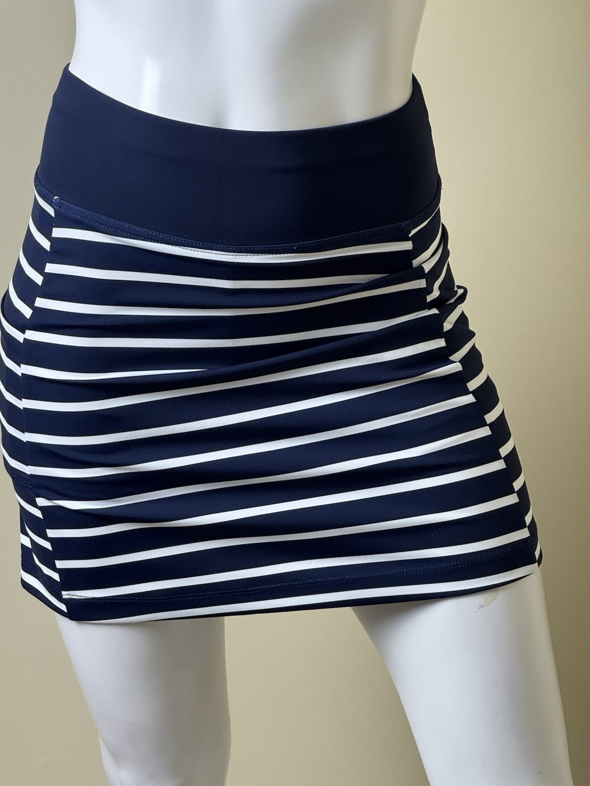 Addison Bay Women’s Skort Skirt Sz XS  (B.164)