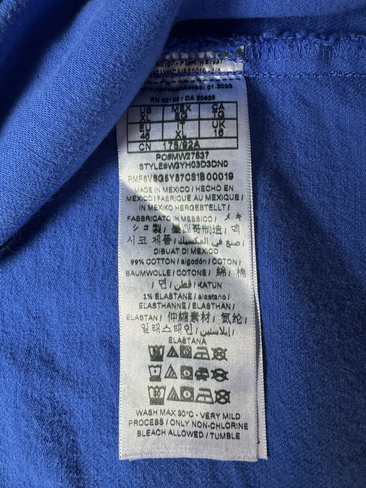 $108 Guess Women’s LEANDRA Denim Crop Top Sz XL. (B.141)