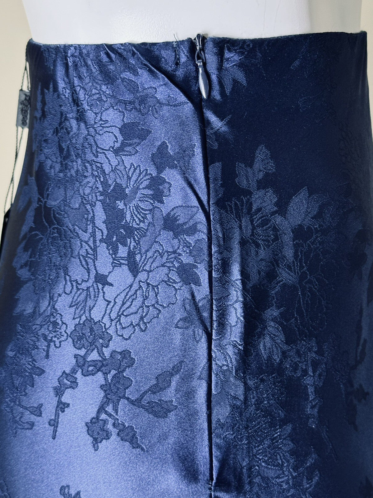 Zeagoo Midi Skirt High Waist Satin Sz S. (73)