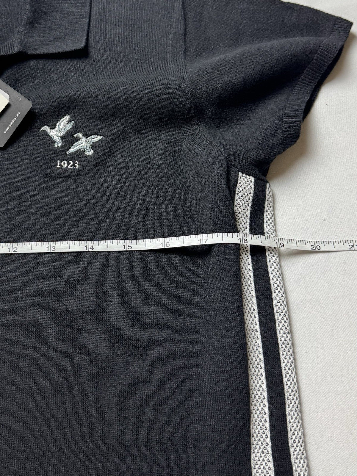 Adidas Women’s Golf Knit Shirt Sz M  (B.157)