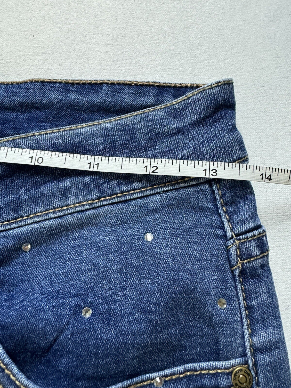 $89 Bebe Rhinestone Blue Jeans Women's Sz 4/27 (B.115)