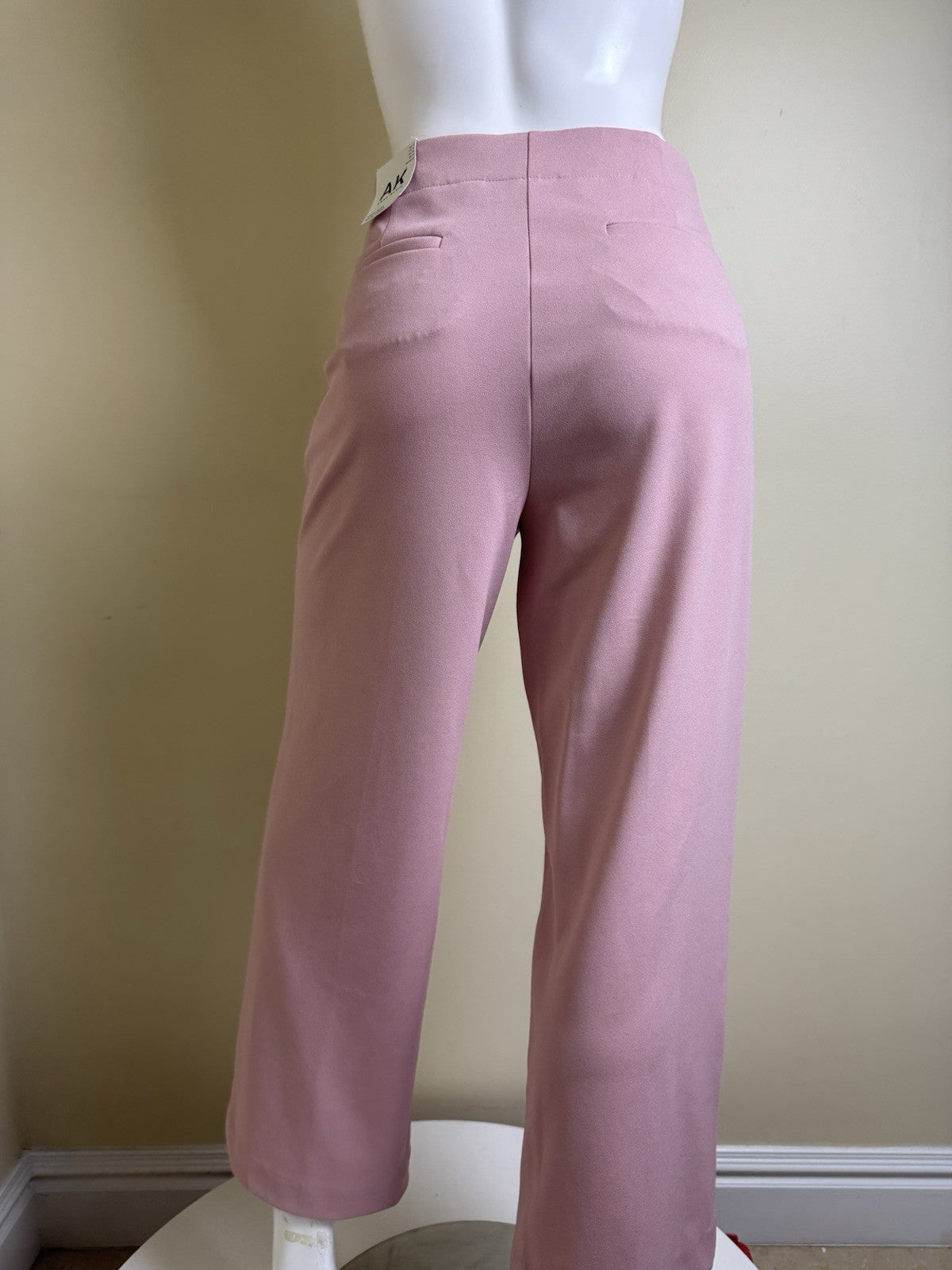 $89 ANNE KLEIN Women’s Mauve Pants Sz 10. (B.157)