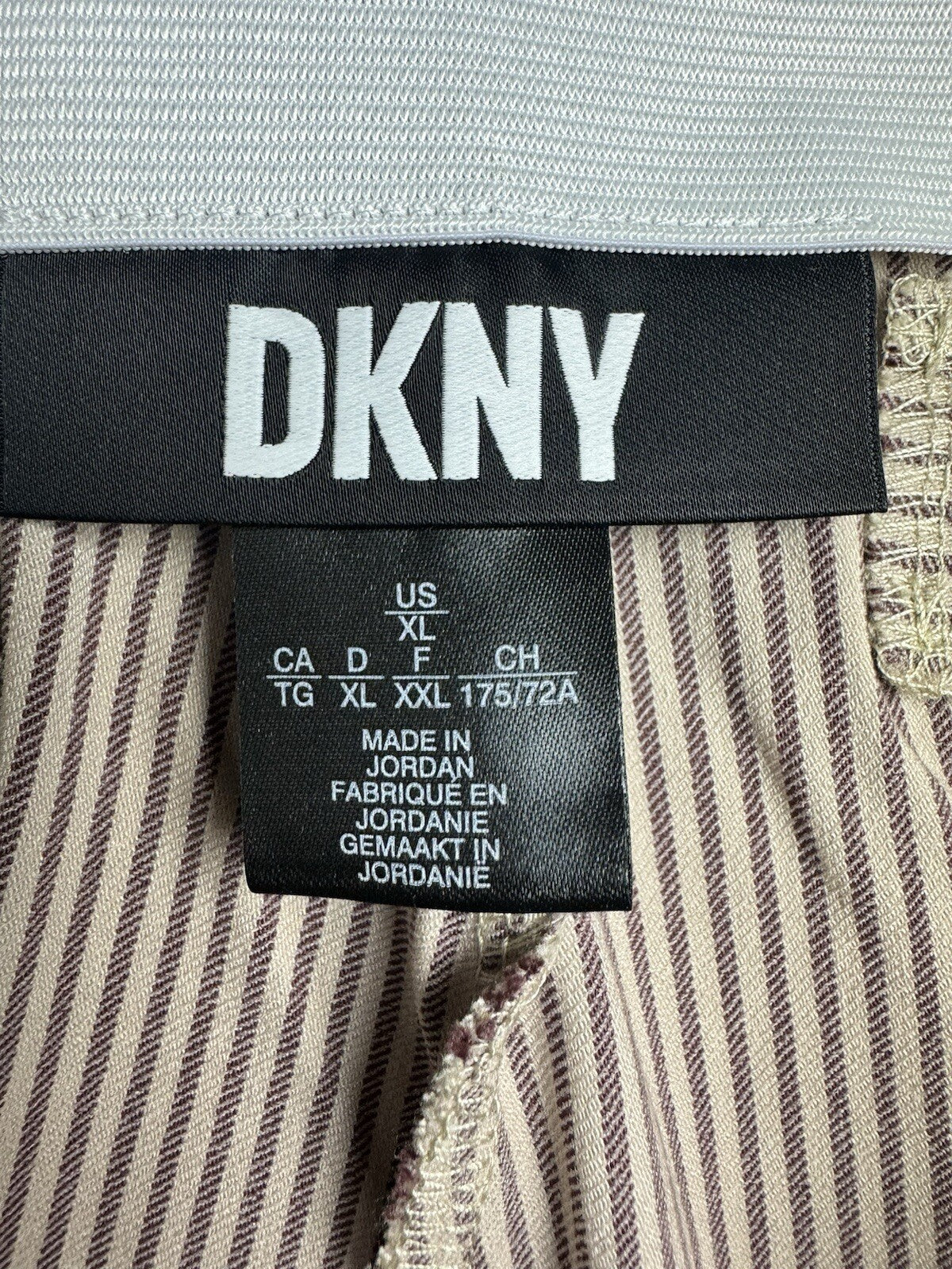 $89 DKNY Women's Striped Pants Sz XL  (B.91)