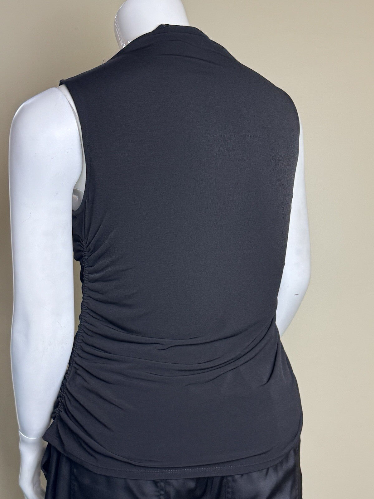 CALVIN KLEIN Sleeveless Blouse Women’s Size XL   (B.136)