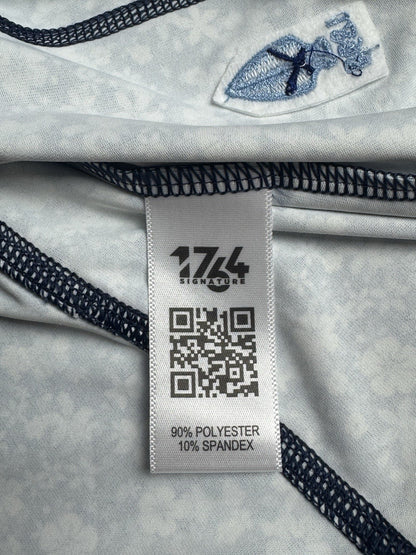 1764 Signature fabric label showing 90% polyester and 10% spandex