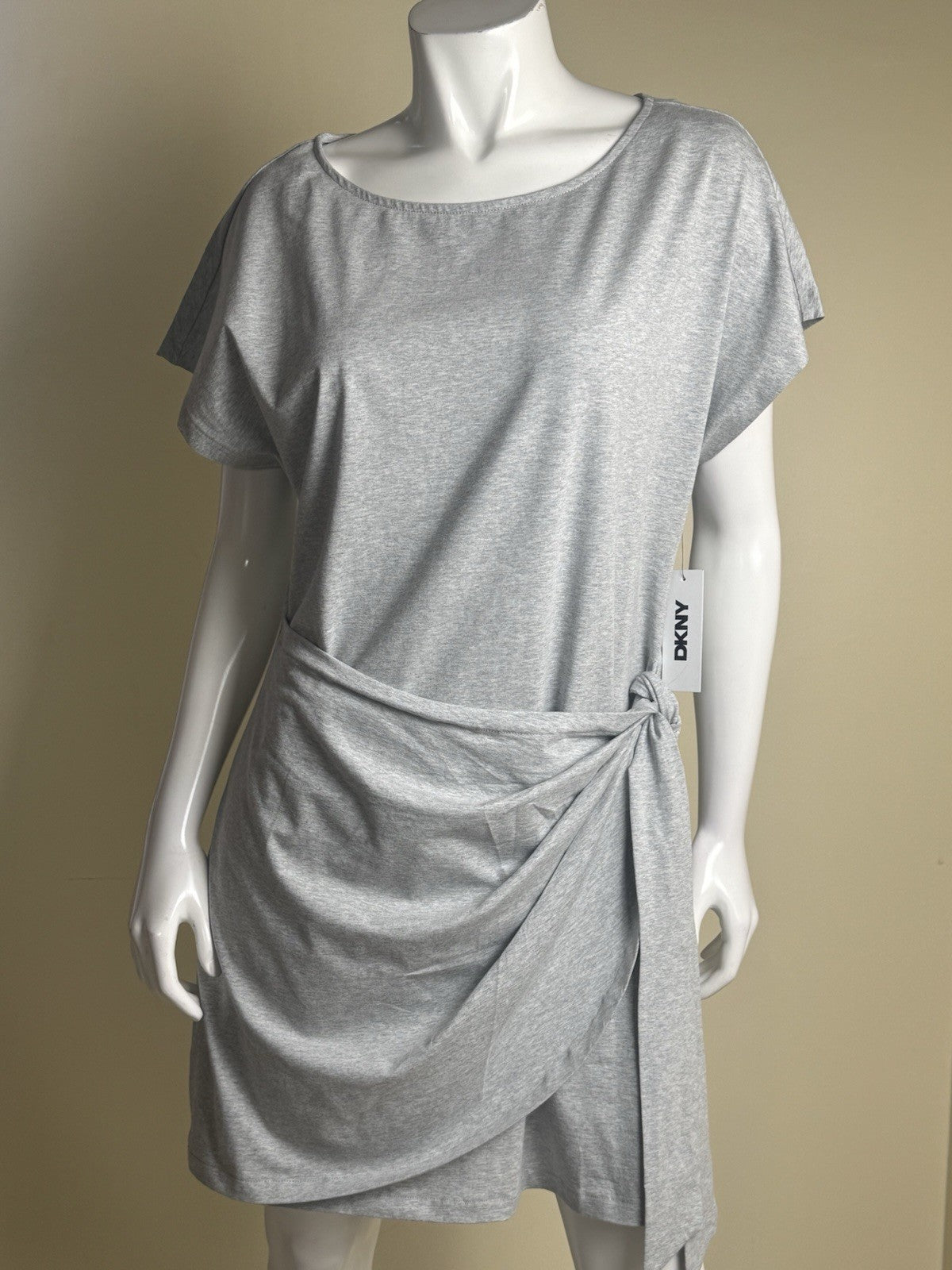 $109 DKNY Women’s Gray Dress Sz L    (B.032)